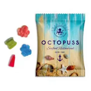 Individuelle Fruchtgummiformen in bedrucktem Werbetütchen